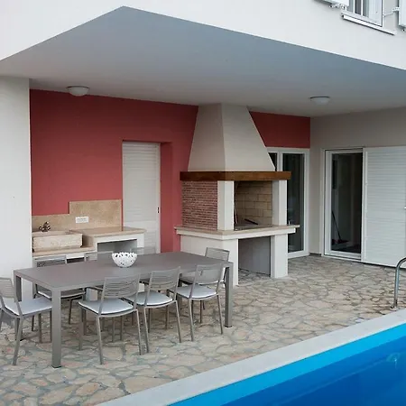 Сasa de vacaciones Franka 1101 Krmed